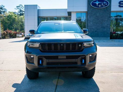 Used 2022 Jeep Grand Cherokee Trailhawk w/ Advanced Protech Group II image 12