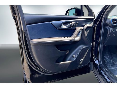 Used 2025 Chevrolet Blazer RS w/ Driver Confidence II Package image 17