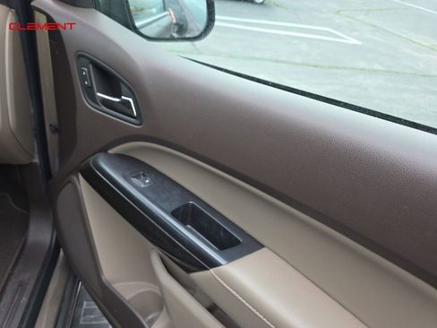 Used 2015 GMC Canyon SLT w/ Driver Alert Package AWD/4WD image 6