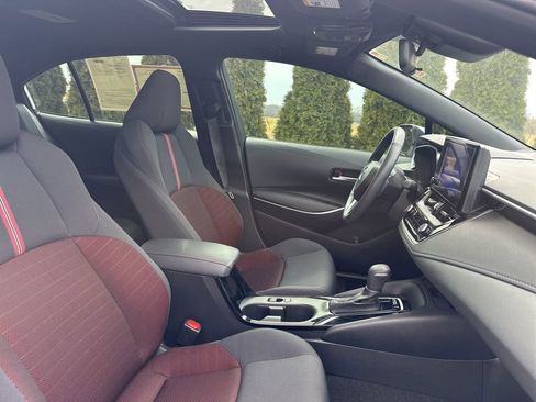 Certified 2024 Toyota Corolla SE w/ SE Premium Package image 34