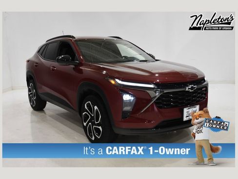 Used 2025 Chevrolet Trax RS image 1