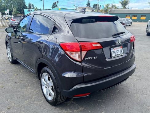 Used 2016 Honda HR-V EX image 4