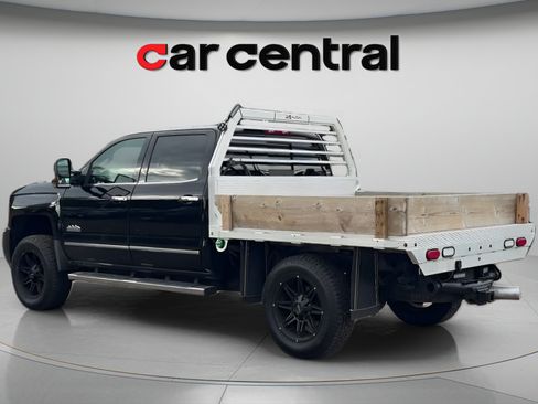 Used 2018 Chevrolet Silverado 2500 High Country AWD/4WD image 3