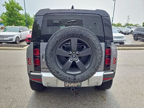 Certified 2022 Land Rover Defender 90 S AWD/4WD image 6