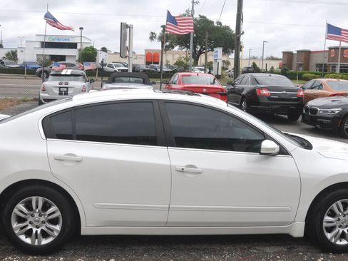 Used 2010 Nissan Altima 2.5 SL w/ SL Pkg FWD image 14