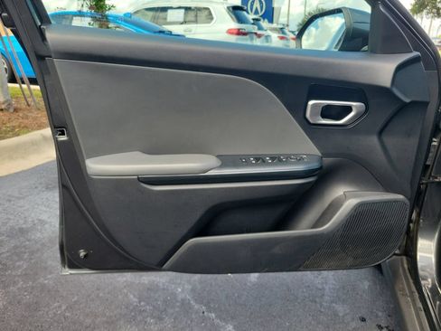 Used 2025 Kia K4 FWD image 17