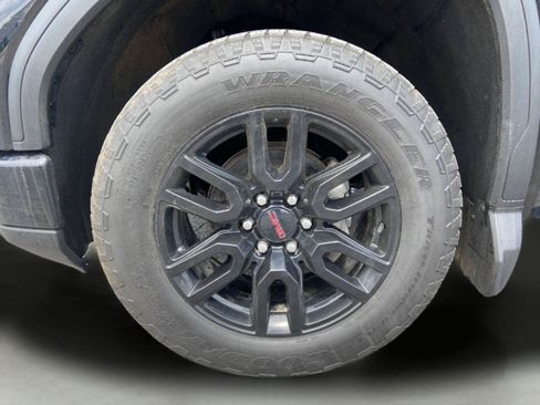 Used 2024 GMC Sierra 1500 Pro w/ Graphite Edition AWD/4WD image 37