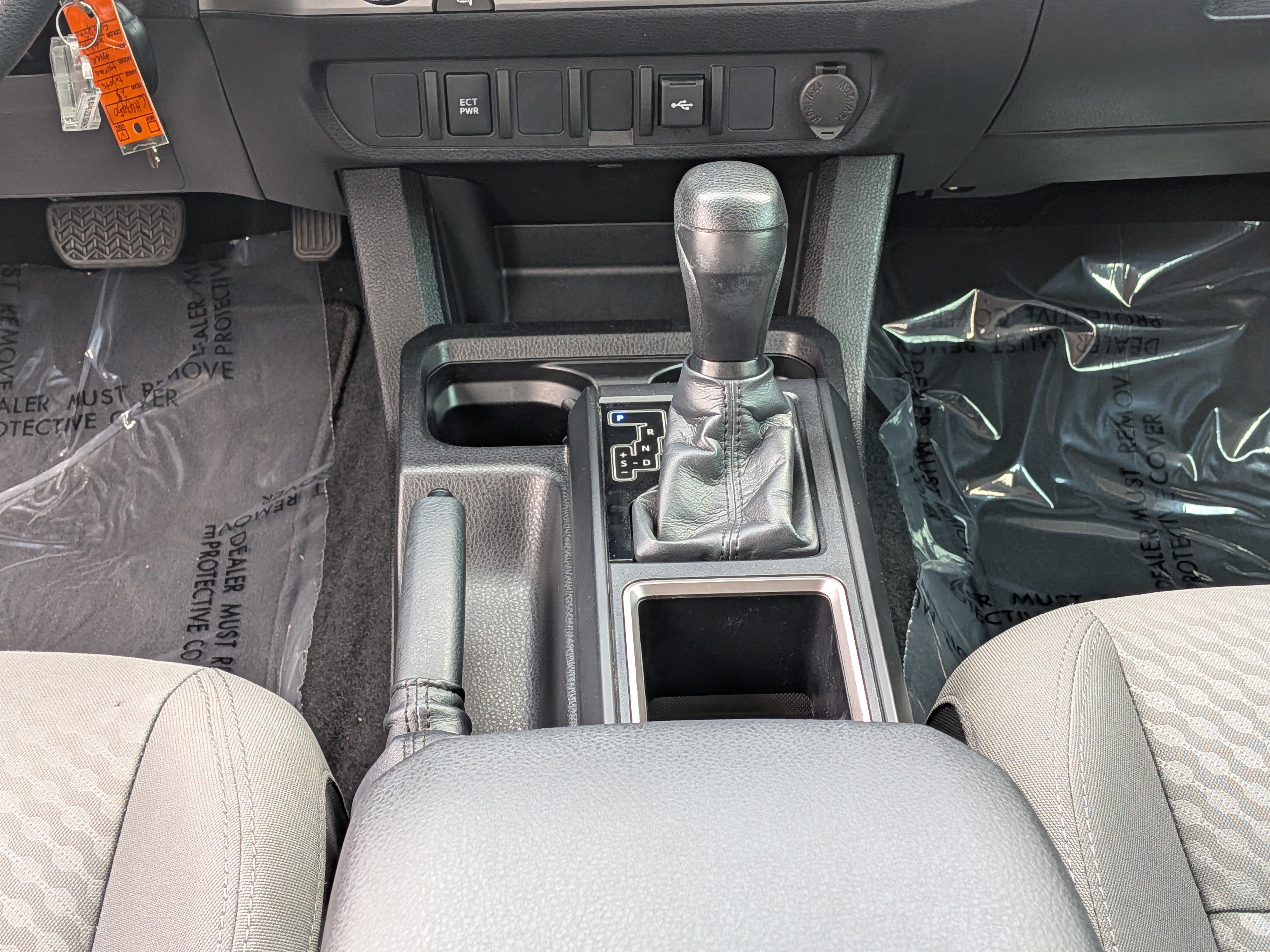 Used 2023 Toyota Tacoma SR AWD/4WD image 20