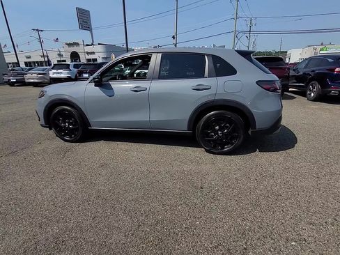 Certified 2024 Honda HR-V Sport image 32