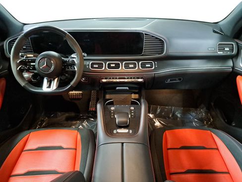 Certified 2025 Mercedes-Benz GLE 53 AMG 4MATIC image 10