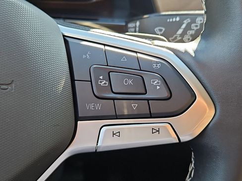 Used 2025 Volkswagen Atlas SE AWD/4WD image 26