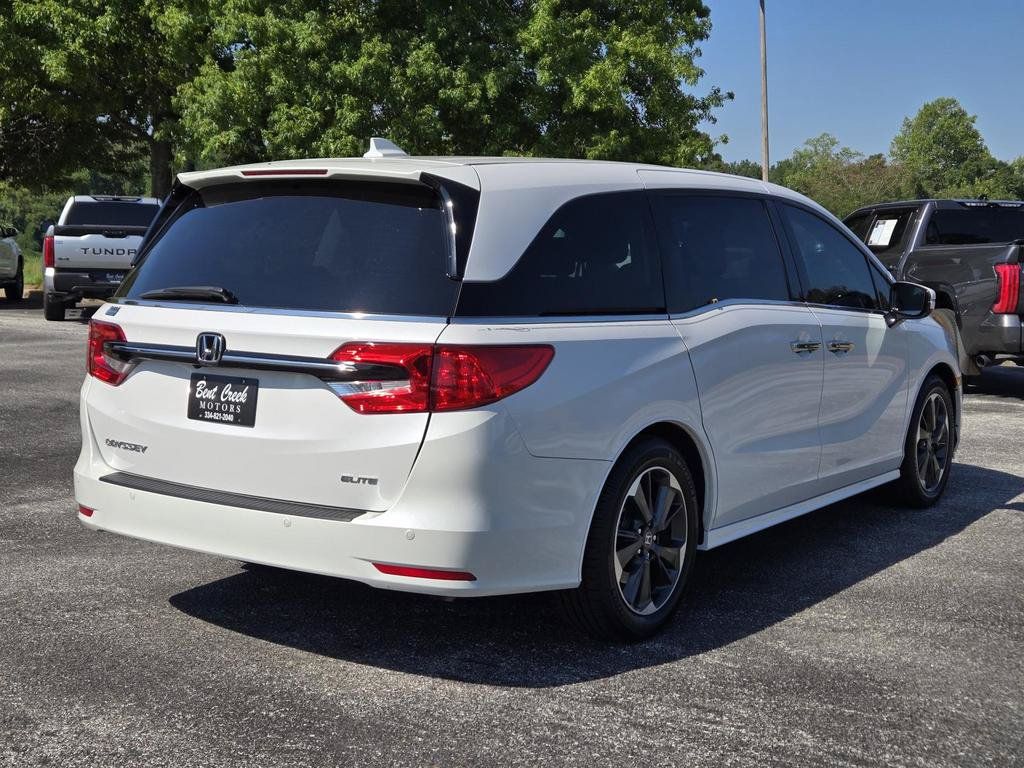 Used 2024 Honda Odyssey Elite image 7