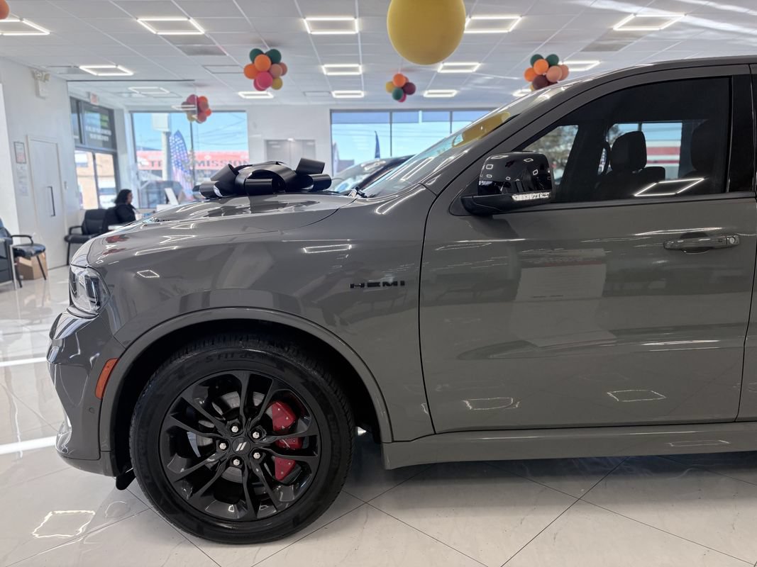 Used 2021 Dodge Durango R/T w/ Blacktop Package AWD/4WD image 6