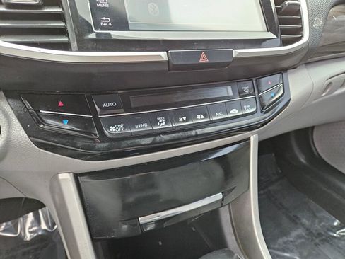 Used 2016 Honda Accord EX-L image 5