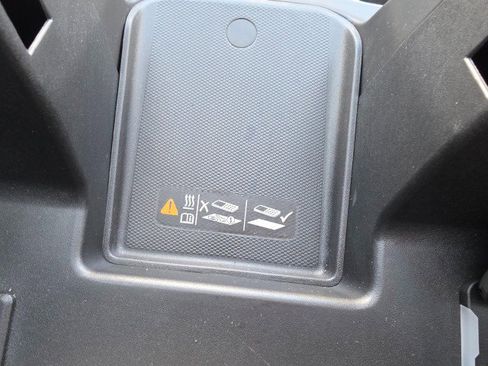 Used 2024 Chevrolet Silverado 1500 LT Trail Boss w/ LT Trail Boss Premium Package image 51