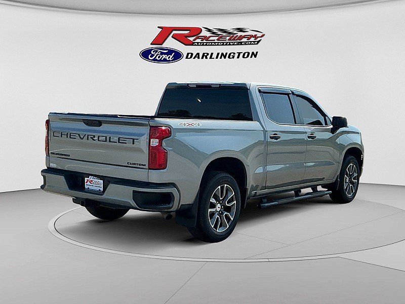 Used 2023 Chevrolet Silverado 1500 Custom w/ LPO, Dark Essentials Package AWD/4WD image 5