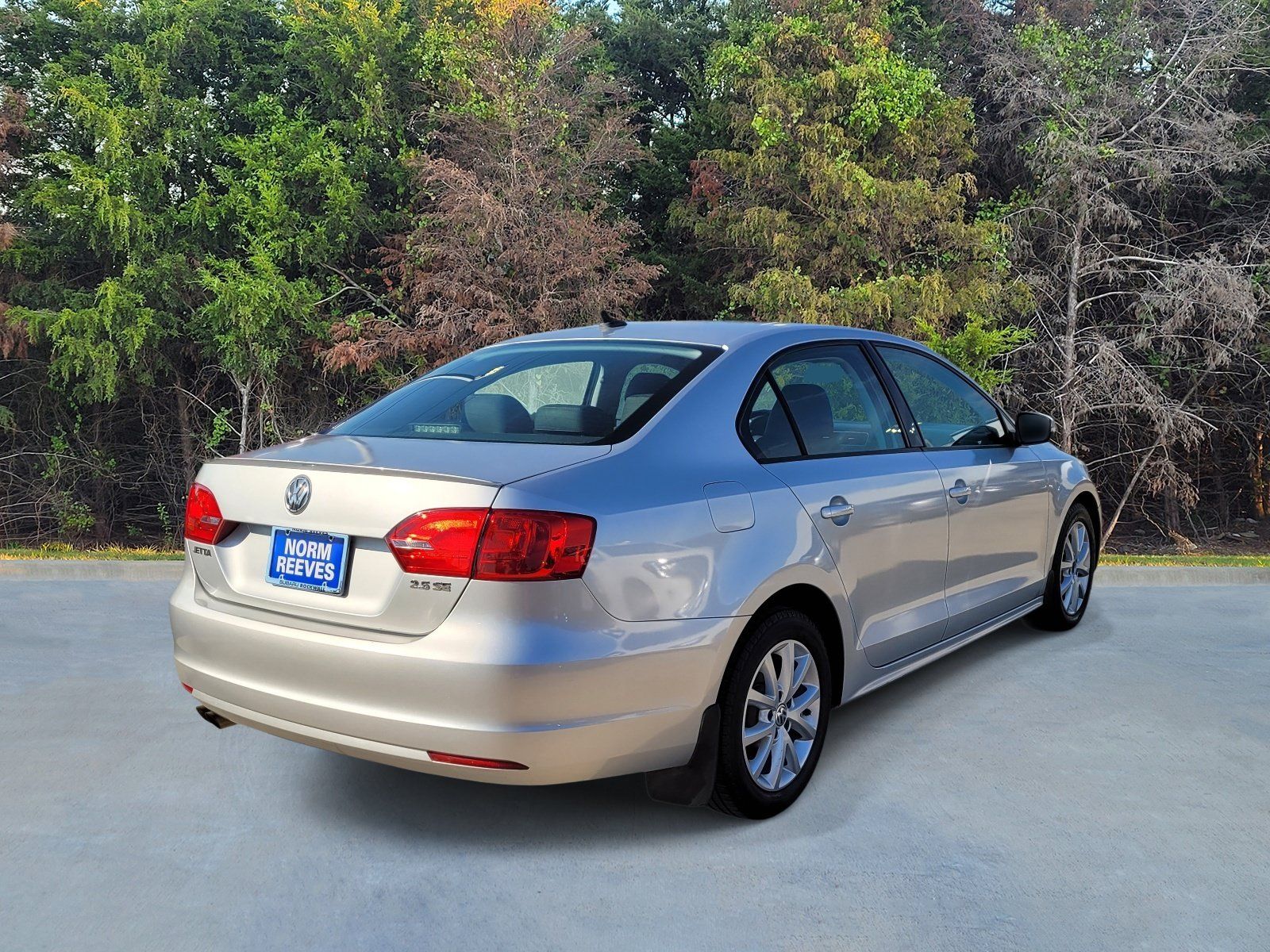 Used 2012 Volkswagen Jetta SE FWD image 14