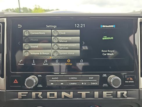 Used 2026 Nissan Frontier SV w/ Tow Package RWD image 23