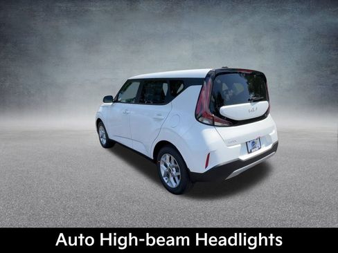 New 2025 Kia Soul S image 18