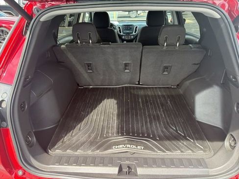 Used 2020 Chevrolet Equinox LT w/ Driver Convenience Package image 15