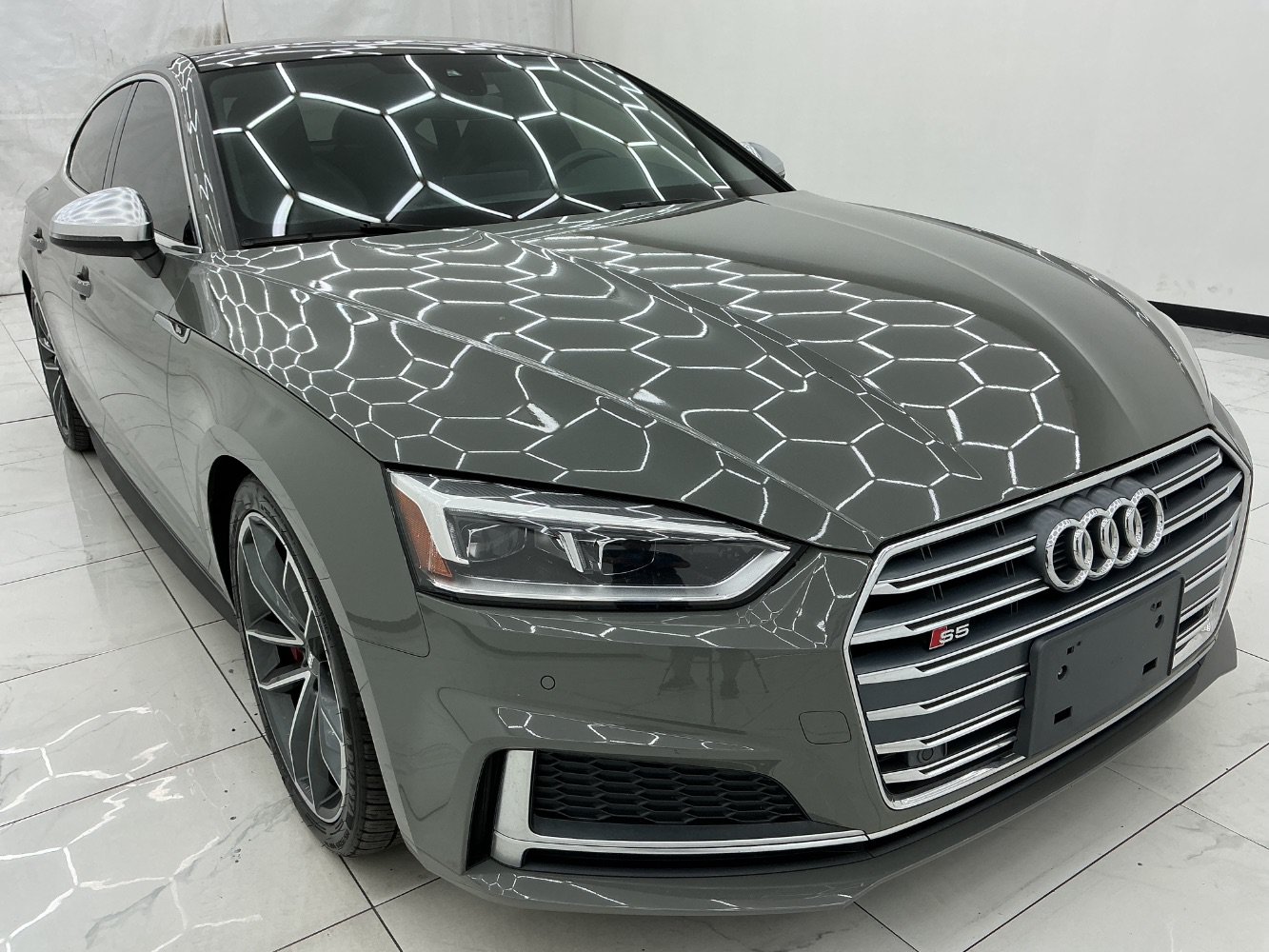 Used 2019 Audi S5 Premium Plus w/ Premium Plus AWD/4WD image 3