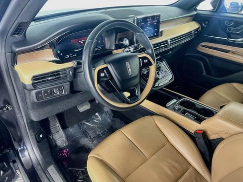 Used 2021 Lincoln Corsair Reserve FWD image 11