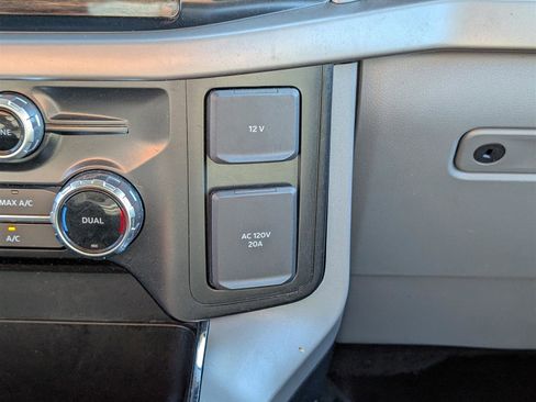 Used 2024 Ford F150 XLT w/ Mobile Office Package image 27