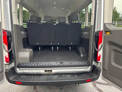 Used 2024 Ford Transit 350 XLT RWD image 31