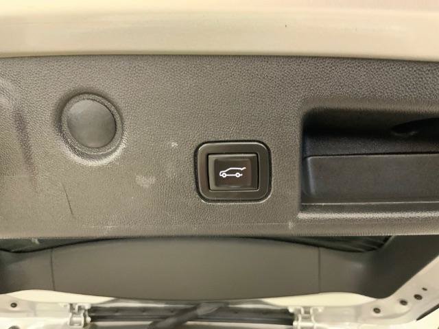 Used 2021 Chevrolet Equinox LT w/ Driver Convenience Package AWD/4WD image 34