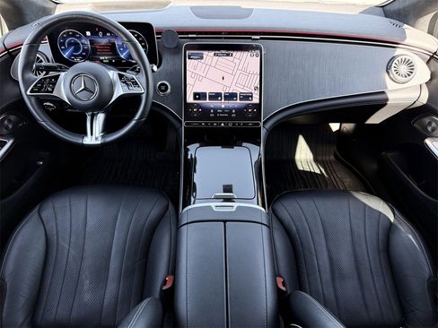 Used 2023 Mercedes-Benz EQE 500 4MATIC Sedan image 10