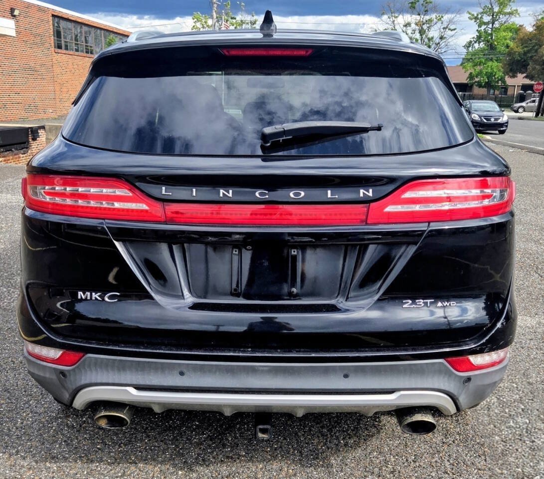 Used 2017 Lincoln MKC Select w/ Select Plus Package AWD/4WD image 6