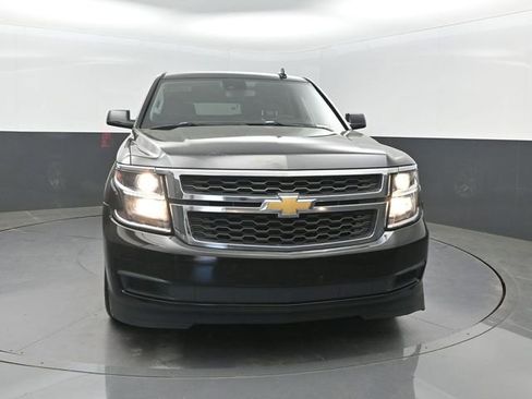 Used 2020 Chevrolet Suburban LS w/ Enhanced Driver Alert Package RWD image 35