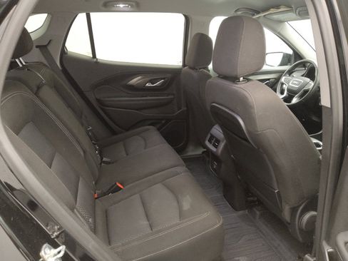 Used 2024 GMC Terrain SLE w/ Elevation Edition image 19