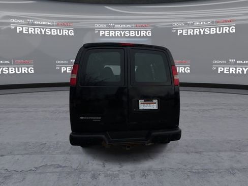 Used 2015 Chevrolet Express 2500 RWD image 7