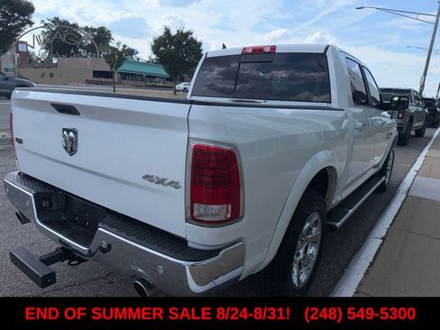 Used 2017 RAM 1500 Laramie w/ Convenience Group AWD/4WD image 7