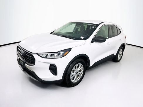 Used 2024 Ford Escape Active FWD image 3