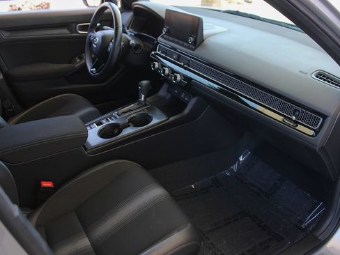 Used 2024 Honda Civic Sport image 17