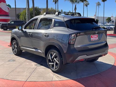 New 2026 Nissan Kicks SV image 5