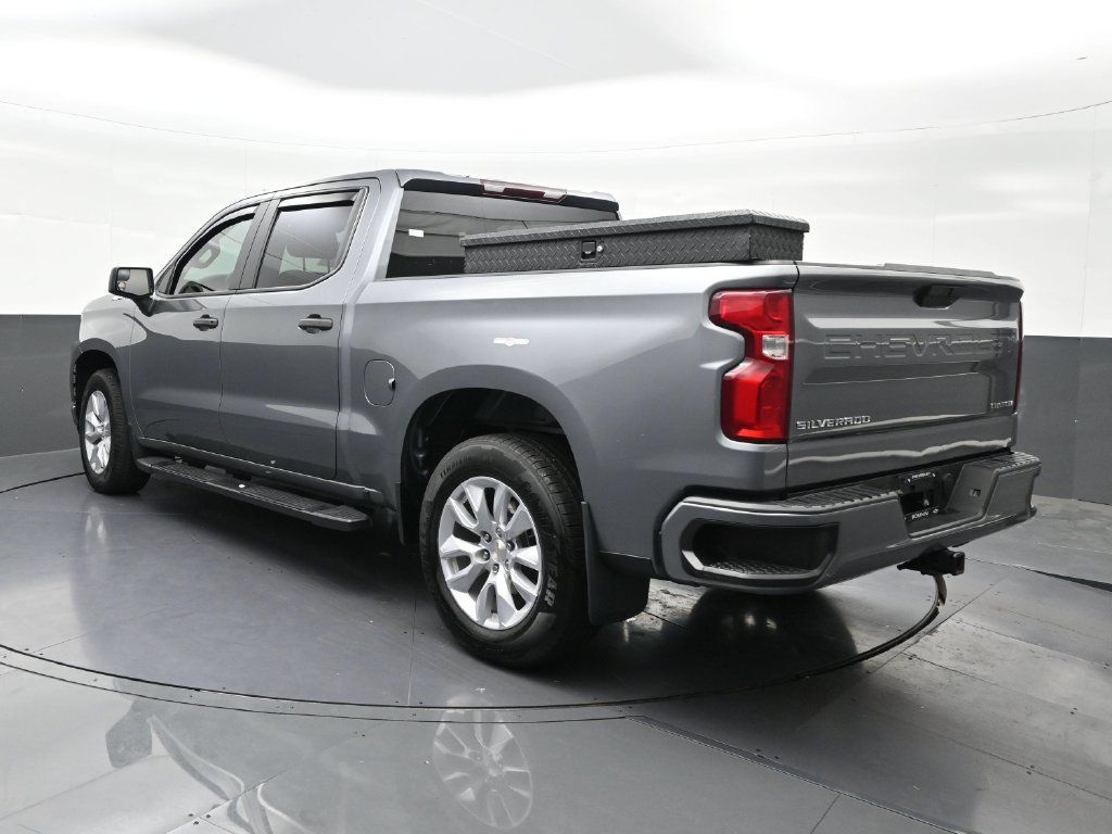 Used 2022 Chevrolet Silverado 1500 Custom RWD image 3