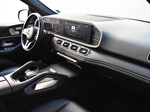 Used 2020 Mercedes-Benz GLE 350 4MATIC image 28