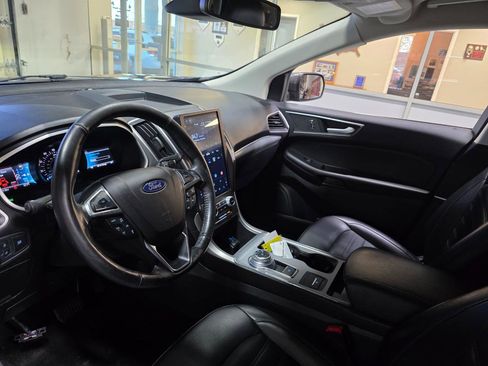 Used 2021 Ford Edge SEL w/ Cargo Accessory Package image 16