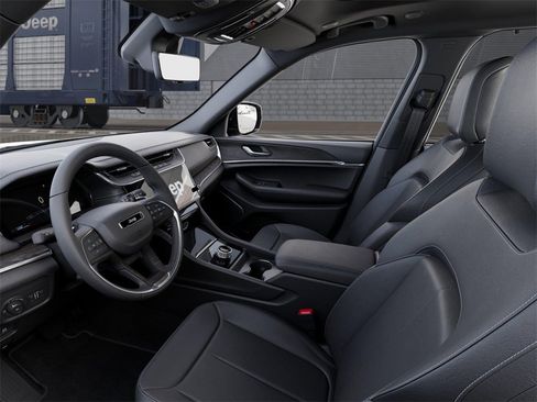 New 2026 Jeep Grand Cherokee Limited w/ Luxury Tech Group II image 22