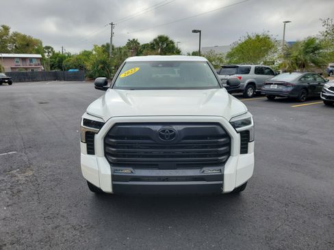 Used 2022 Toyota Tundra SR5 image 2