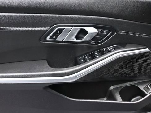 Used 2020 BMW 330i xDrive Sedan w/ Convenience Package image 13