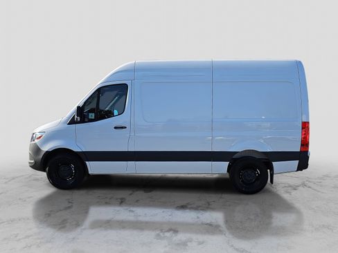New 2025 Mercedes-Benz Sprinter 2500 image 8