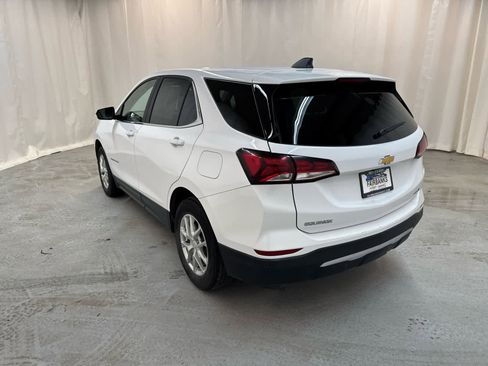 Certified 2024 Chevrolet Equinox LT image 3