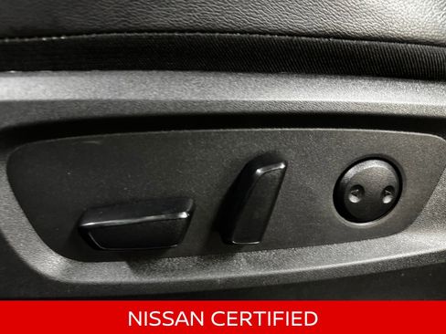 Certified 2025 Nissan Pathfinder SL AWD/4WD image 30
