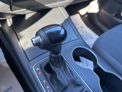 Used 2016 Kia Sorento LX image 18