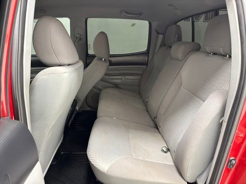 Used 2012 Toyota Tacoma PreRunner image 13