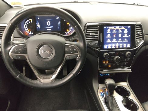 Used 2021 Jeep Grand Cherokee Laredo X RWD image 22